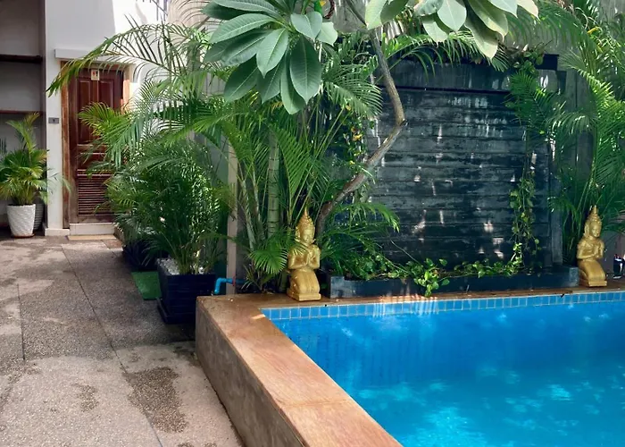 Hotel Lotus Haven *